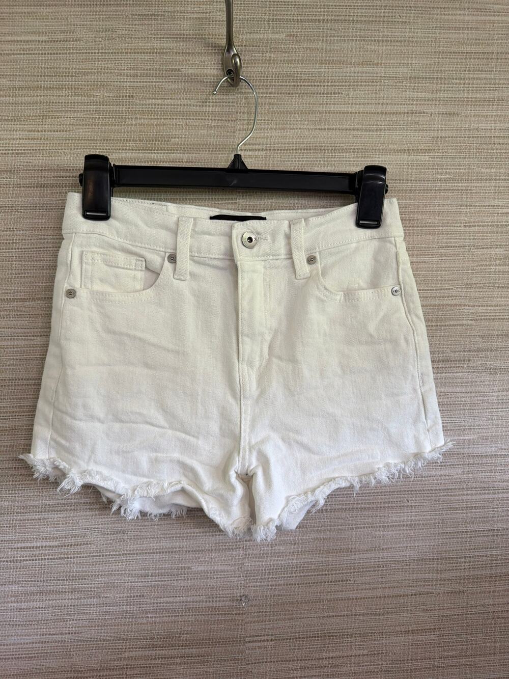 Kedall + Kylie The drifter high rise White Cut off shorts size 3